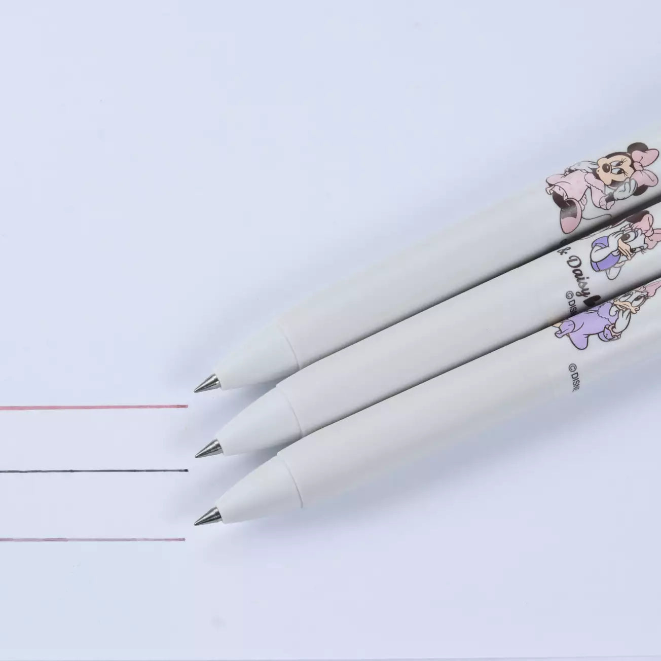 Minnie & Daisy Uniball One 0.38 Gel Ink Ballpoint Pen