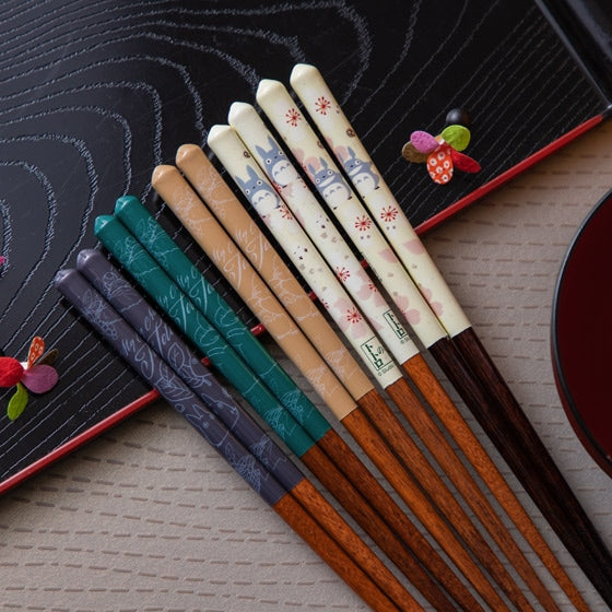 My Neighbor Totoro - Totoro Sakura Pattern Painted Chopsticks