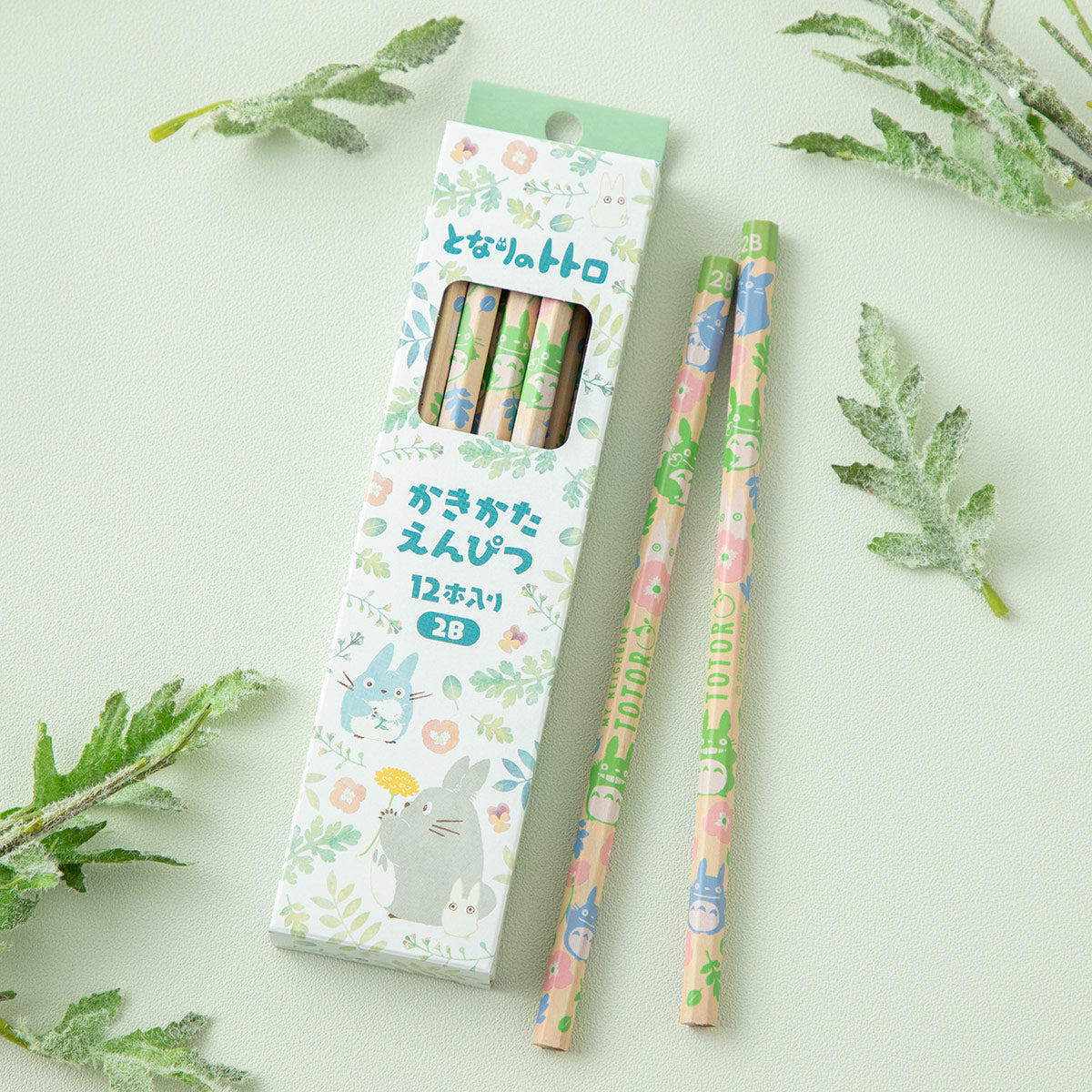 My Neighbor Totoro 12 pencils colorful leaf pattern