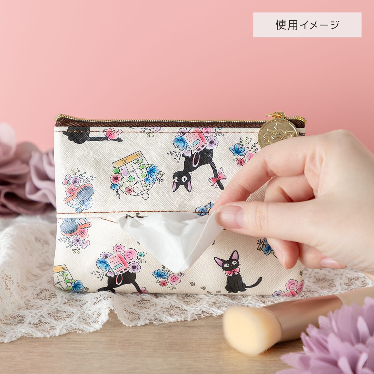 Kiki's delivery service flower series tissue pouch