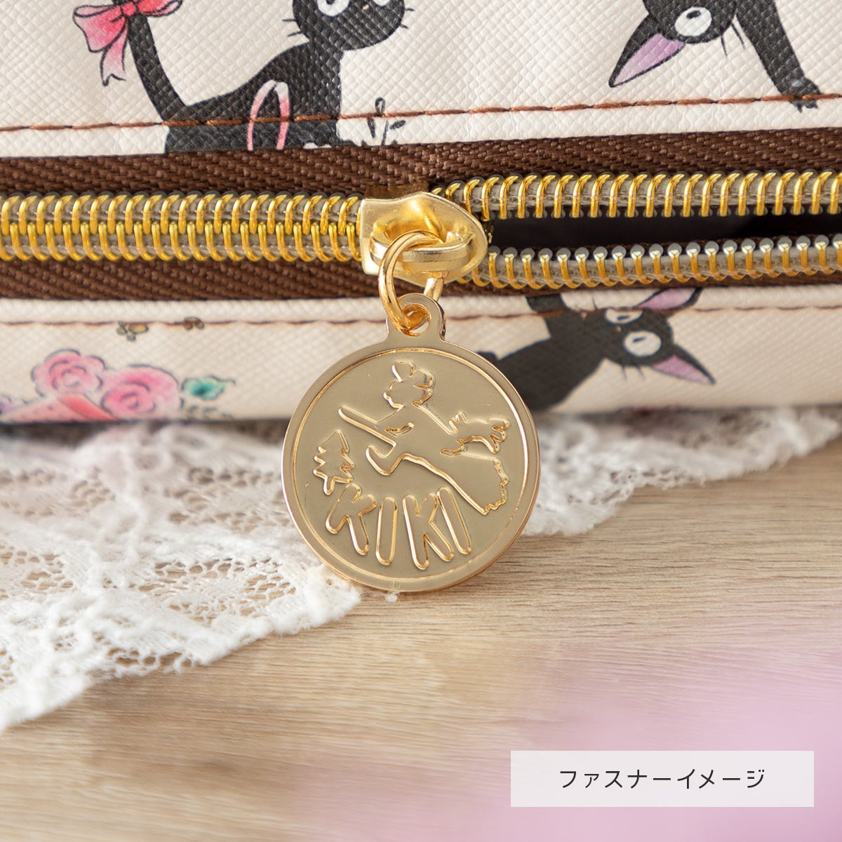 Kiki's delivery service flower series tissue pouch